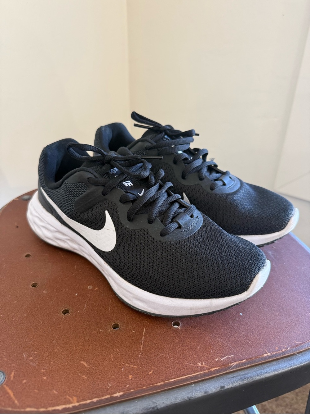 Nike Women’s Black Athletic Sneakers with White Swoosh